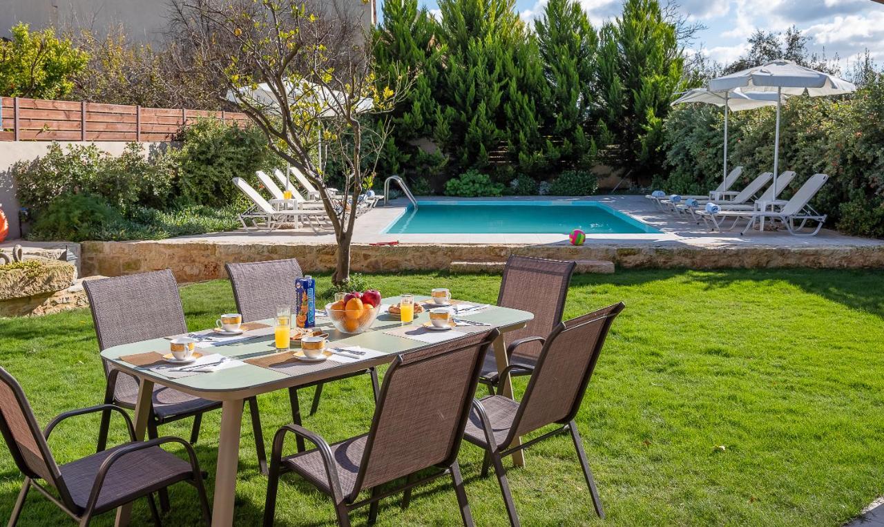 Villa Lucas Melidhónion Extérieur photo